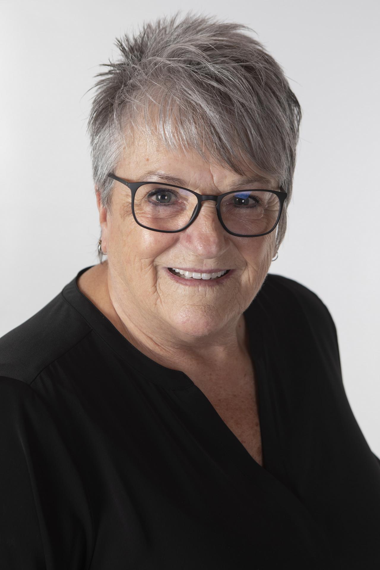 Deb Mundell -